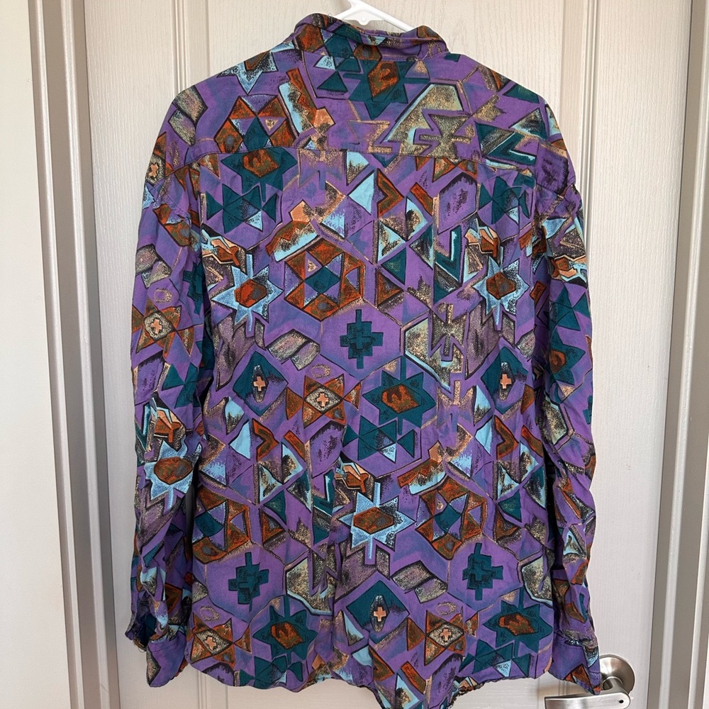 Colorful Geometric Pattern Shirt - Picture 3 of 3
